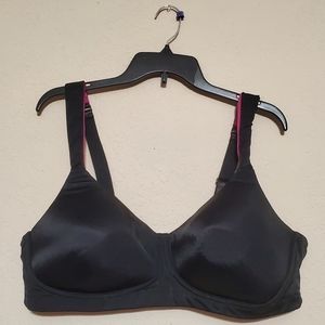 Avenue Reversible Wireless Bra 46C